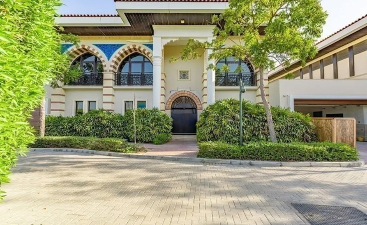 Villa for sale in Jumeirah Zabeel Saray, The Crescent, Palm Jumeirah Villa for sale in Jumeirah Zabeel Saray, The Crescent, Palm Jumeirah