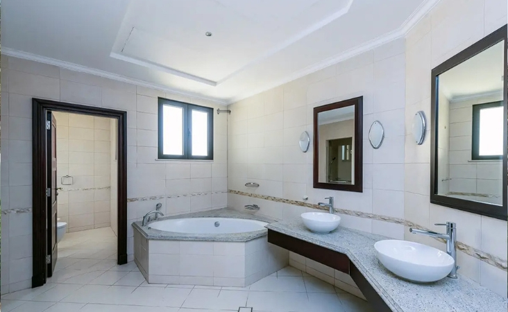 villa is for sale in Garden Homes Frond B, Garden Homes Palm Jumeirah villa is for sale in Garden Homes Frond B, Garden Homes Palm Jumeirah