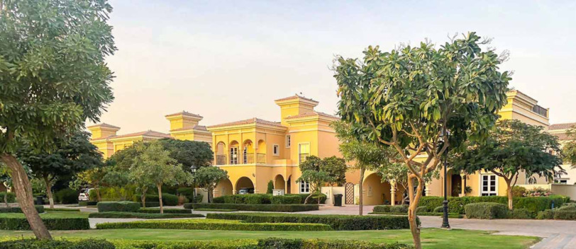 Brand New Villa with Swimming Pool Brand New Villa with Swimming Pool