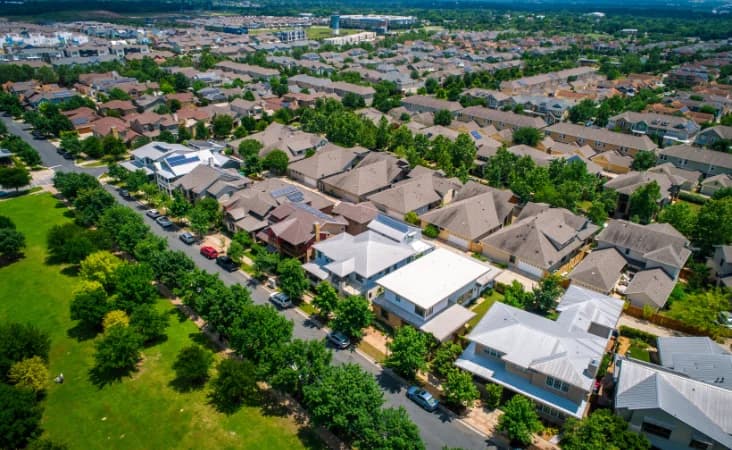 阿联酋房产的环境和可持续性要求是什么?